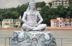 Rishikesh-family-trip-package-870x555