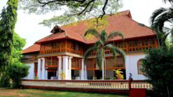 Kochi Tour  1 Night 2 Days